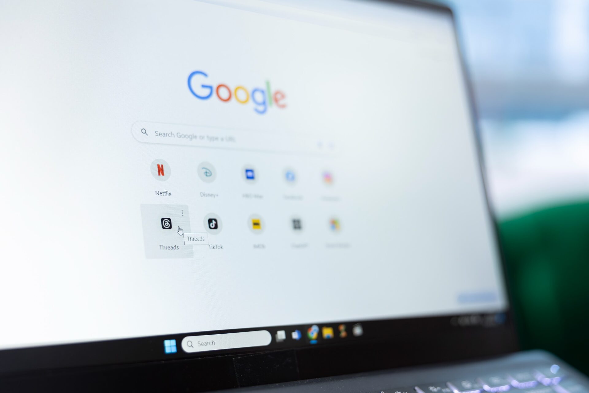 How to Stop Googling Your Symptoms